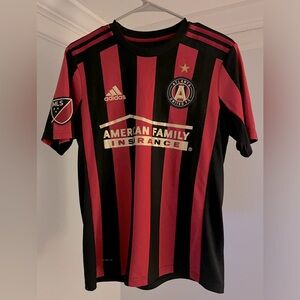 Atlanta United Youth Jersey Size Large NWT